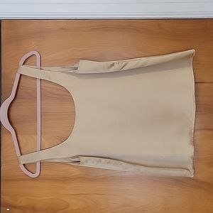 EUC Lily Silk Flattering U Neck Silk Camisole, sz M, Light Camel
